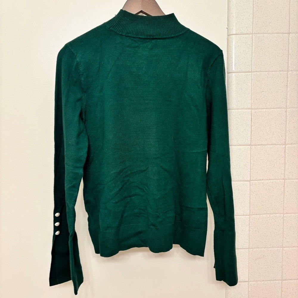CeCe Sweater Size Medium Green Womens Bell Sleeve Faux Pearl Preppy Brunch Work
